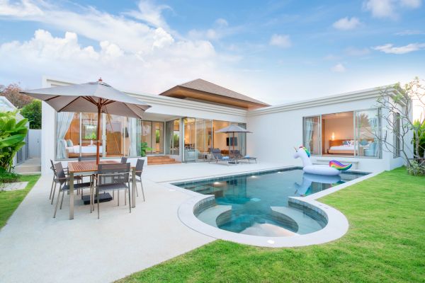 Pool Deck Pouring in Falls Church