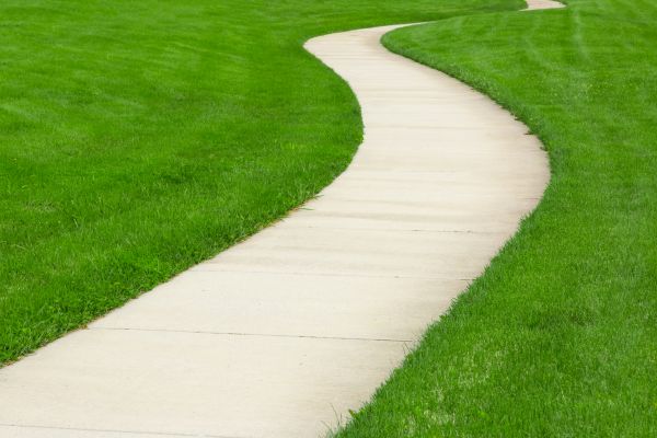 Walkway Building in Falls Church