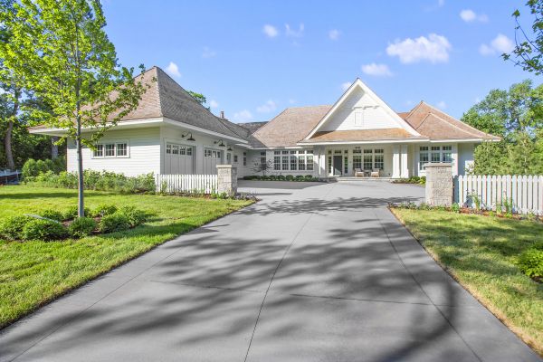 Cost of Driveway Concreting in Falls Church